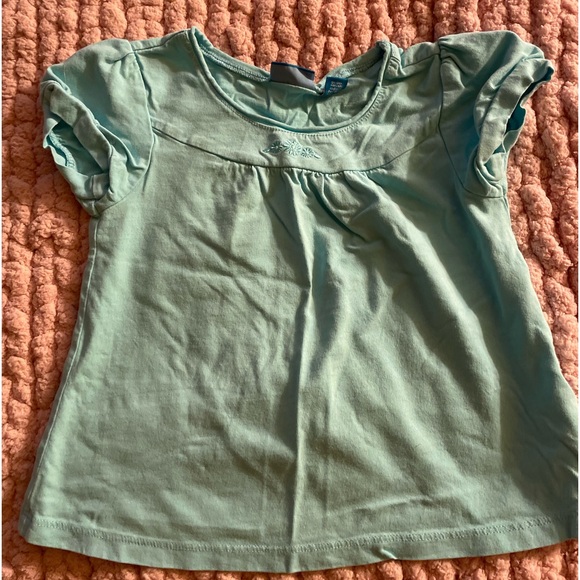 Children’s place toddler tee - Picture 1 of 3